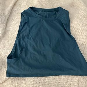 Lululemon cropped tank top